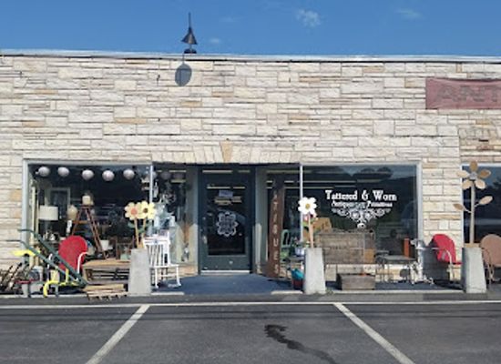 west-virginia/watoga-state-park/shop/tattered-worn-antiques-primitives