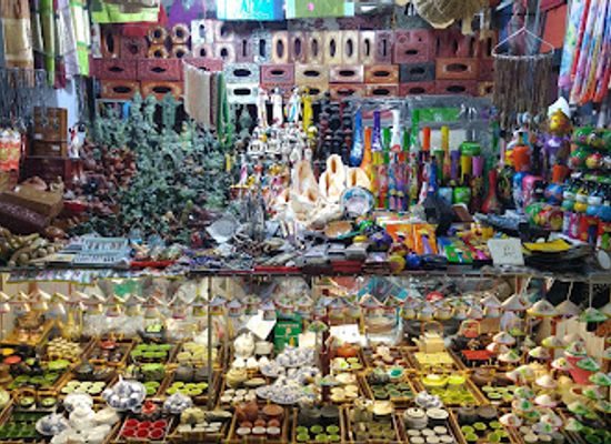 vietnam/ha-long-bay/shop/halong-marine-plaza
