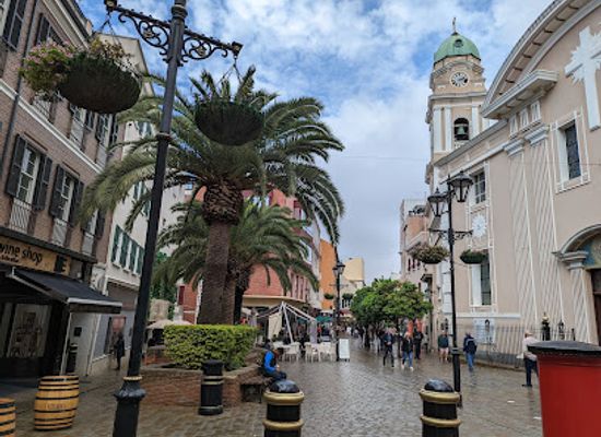 gibraltar/queensway-quay/shop/newton-store-apple-authorised-reseller
