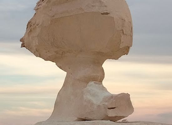 egypt/white-desert-national-park/shop/white-desert-reserve-visitor-building