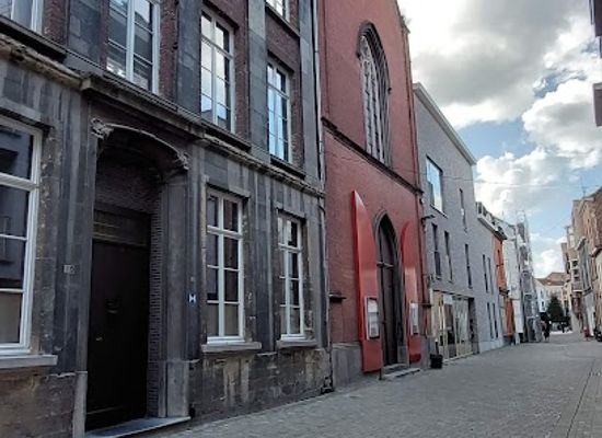 belgium/aalst/shop/emmaus-een-stille-plek-in-de-stad