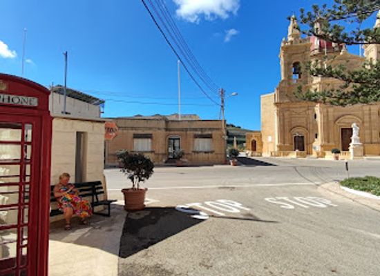 malta/gharb/shop/lighthouse-supermarket