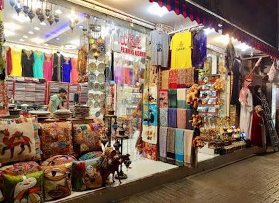 united-arab-emirates/sharjah/shop/textile-wholesale-market-bur-dubai