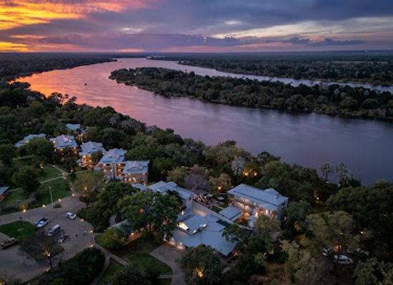 zimbabwe/zambezi-valley/shop/palm-river-hotel
