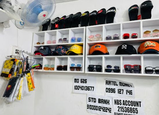 malawi/lilongwe-plain/shop/ak-on-the-clothes