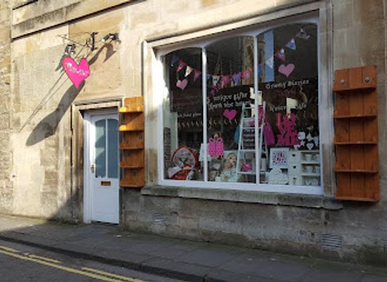 united-kingdom/bath/shop/pinkart