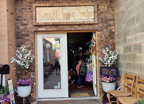 utah/kanab/shop/small-town-sage