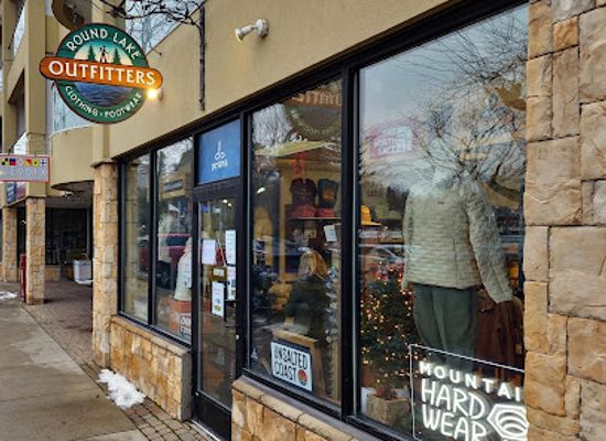 michigan/charlevoix/shop/round-lake-outfitters