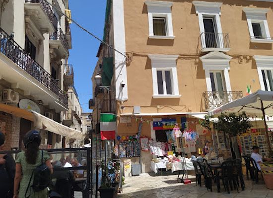 italy/bari/bari-vecchia/shop/la-bottega-della-fantasia