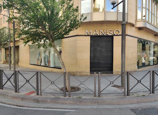 spain/huesca/shop/mango