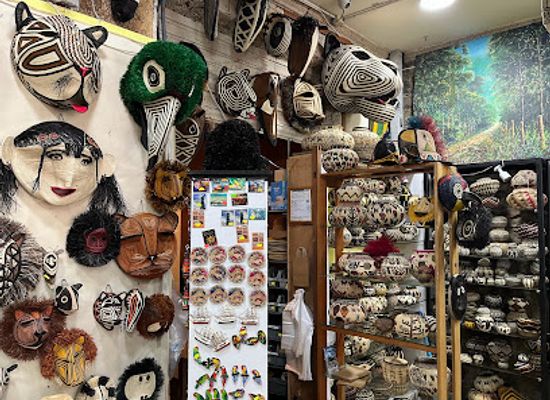 panama/eastern-panama/shop/la-galeria-indigena