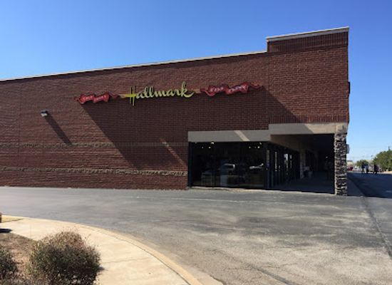 oklahoma/edmond/shop/j-s-hallmark-shop