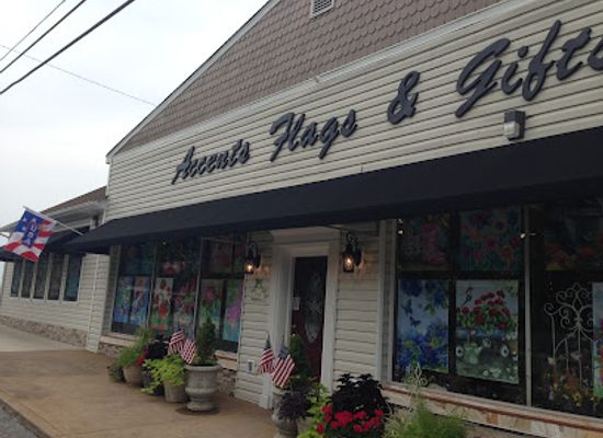 virginia/lynchburg/shop/accents-flags-gifts-home-garden
