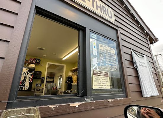 massachusetts/mount-greylock-state-reservation/shop/greylock-grounds-coffee-drive-thru-cafe