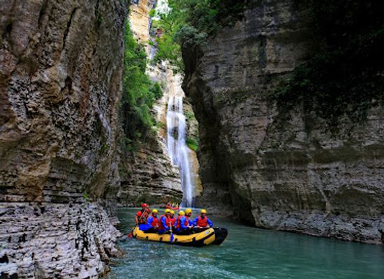 albania/skrapar/shop/kanionet-e-osumit