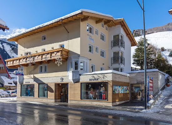 austria/solden/shop/bogner-store-solden