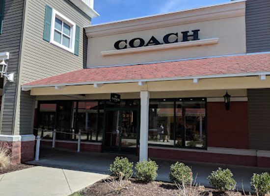 connecticut/hammonasset-beach-state-park/shop/coach-outlet