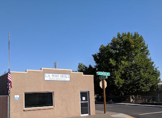 oregon/sherman-county/shop/maupin-market