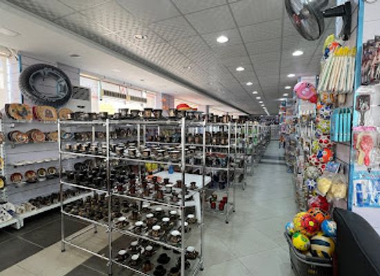 egypt/hurghada/shop/pyramids-shopping-center