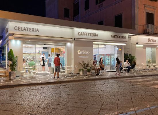 italy/pompeii/shop/pasticceria-de-vivo-since-1955-in-pompeii