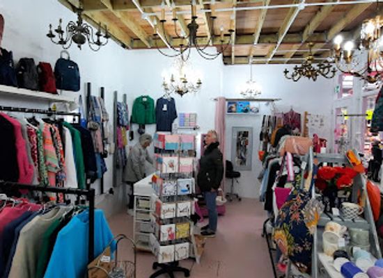 jersey/les-ecrehous/shop/rococo-art-and-gifts
