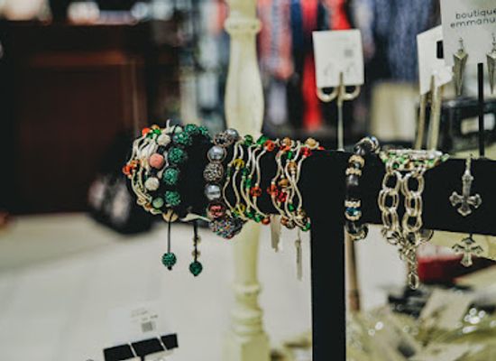 michigan/grand-rapids/downtown-grand-rapids/shop/boutique-emmanuel