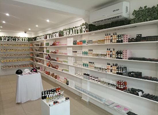 gabon/chaillu-massif/shop/okani-concept-store