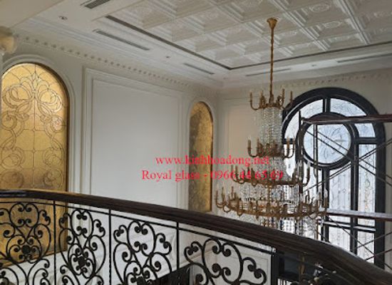 vietnam/central-highlands/shop/kinh-hoa-dong-royal-glass