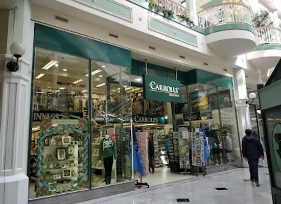 ireland/dublin/st-stephen-s-green/shop/carrolls-irish-gifts