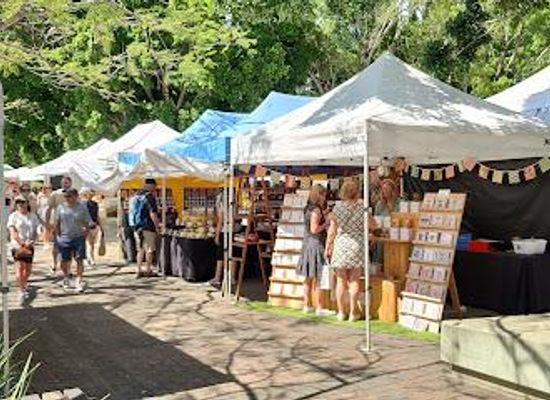 australia/noosa/shop/eumundi-markets
