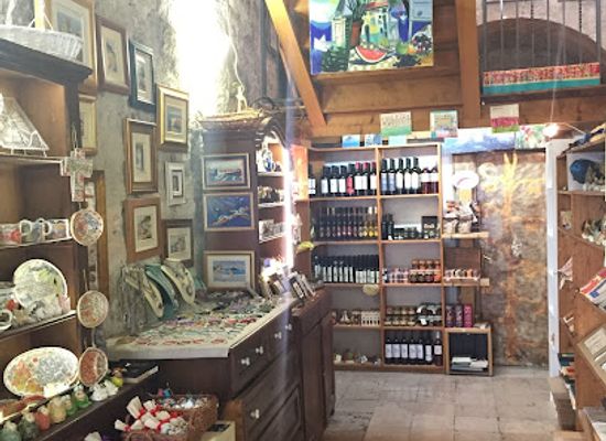 croatia/dubrovnik/ploce/shop/dubrovacka-kuca-dubrovnik-house