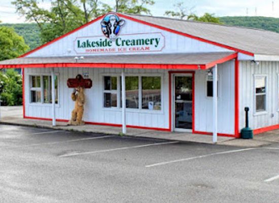 maryland/swallow-falls-state-park/shop/lakeside-creamery