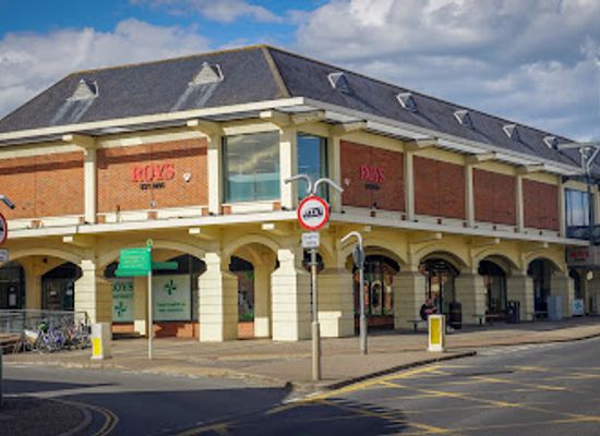 united-kingdom/the-broads/shop/roys-of-wroxham-department-store
