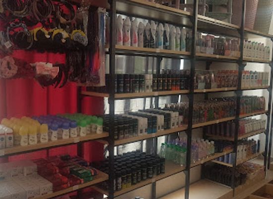 cabo-verde/praia-de-cruz/shop/shop-bubista-ruize-pan