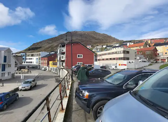 norway/nordkapp/shop/extra-honningsvag