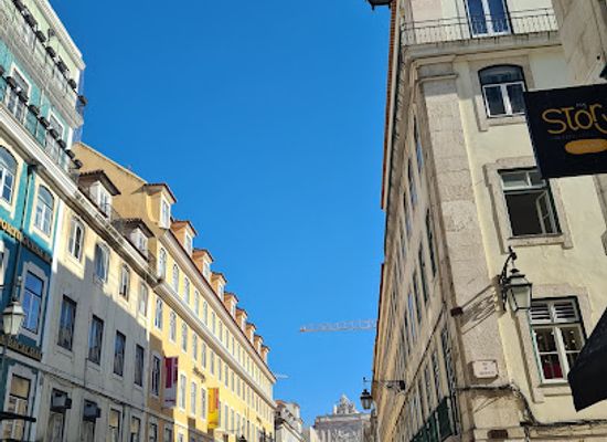 portugal/lisbon/baixa/shop/zeva-boutiques