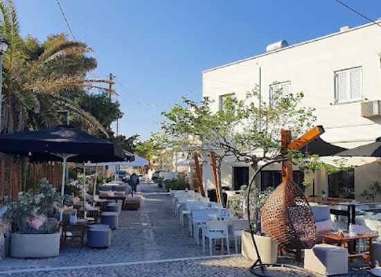 greece/pyrgos/shop/johnnie-cf