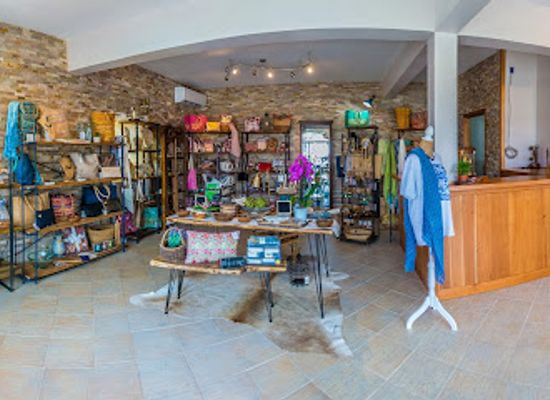 sint-maarten/maho/shop/ty-art-gifts