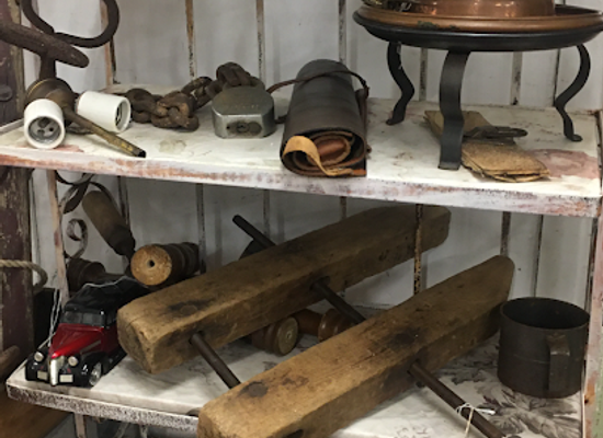 louisiana/lake-charles/shop/the-corner-gallery-antiques