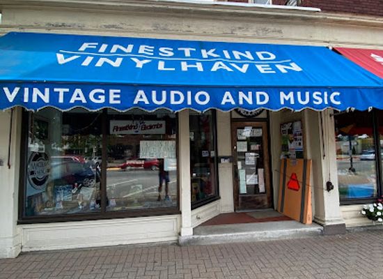 maine/brunswick/shop/finestkind-vinyl-haven