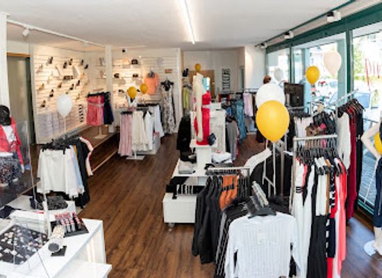 liechtenstein/schaan/shop/lara-fashion