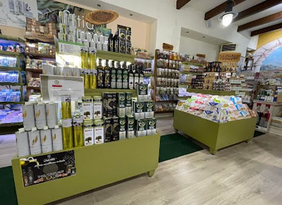 greece/crete/rethymno/shop/the-olive-garden-premium-greek-natural-cosmetics-beach-road-shop