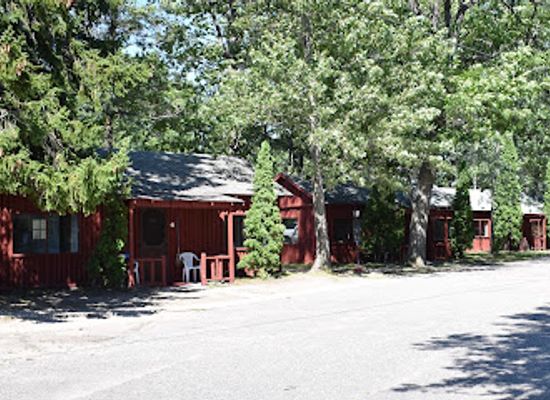 michigan/pere-marquette-state-forest/shop/pilgrim-s-village-resort