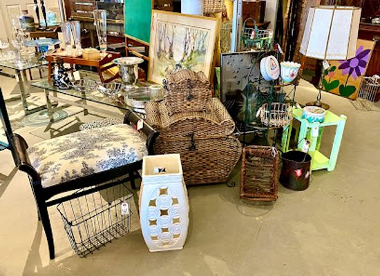 kentucky/newport/shop/tesori-vintage-home-and-antiques-newport-ky