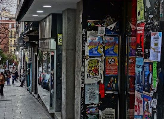 spain/madrid/shop/bajoelvolcan
