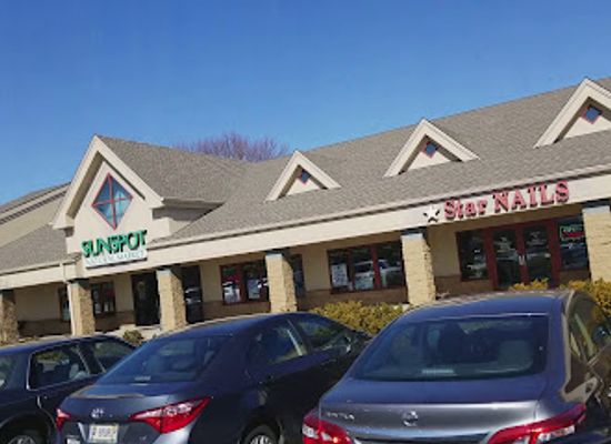indiana/west-lafayette/shop/university-square-shopping-center