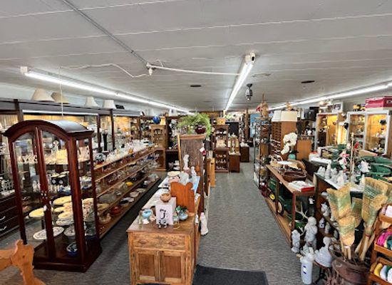 illinois/driftless-area/shop/common-cents-resale