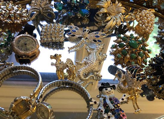 maryland/southern-maryland/shop/mandy-lee-s-vintage-shop-studio