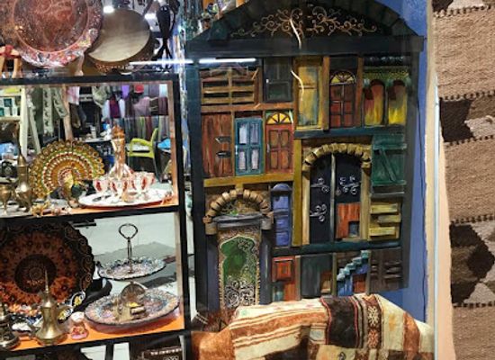 jordan/madaba/shop/bazzar-aljamaani-orwa-mosaic-shop