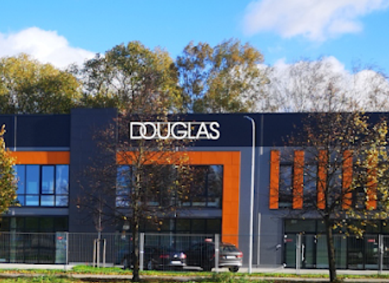 latvia/riga-bay/shop/douglas-latvia